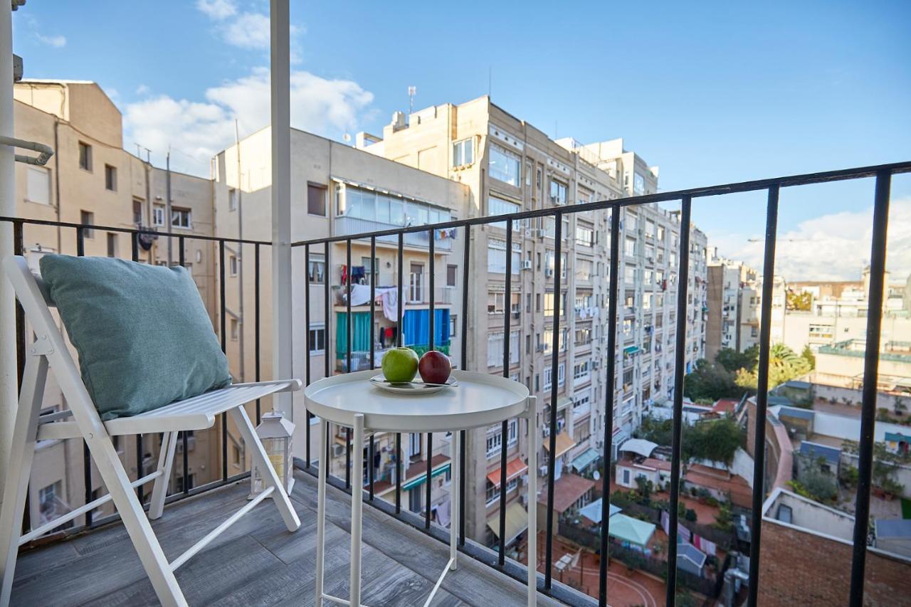 Апартаменты Bbarcelona Fira Superior Flats Экстерьер фото